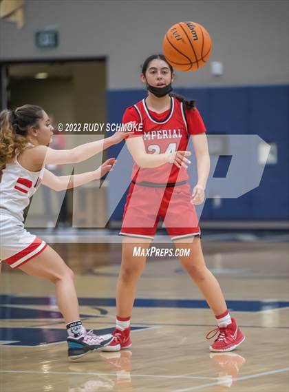 Thumbnail 1 in Fallbrook vs. Imperial (CIF SDS D2 Championship) photogallery.