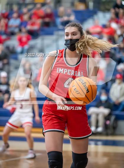 Thumbnail 3 in Fallbrook vs. Imperial (CIF SDS D2 Championship) photogallery.