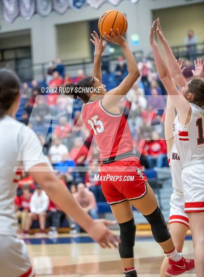 Thumbnail 3 in Fallbrook vs. Imperial (CIF SDS D2 Championship) photogallery.