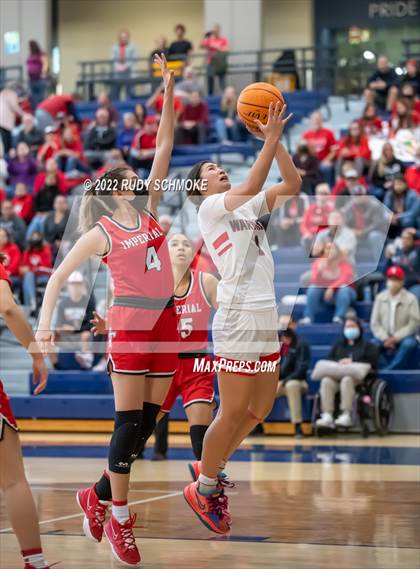 Thumbnail 1 in Fallbrook vs. Imperial (CIF SDS D2 Championship) photogallery.