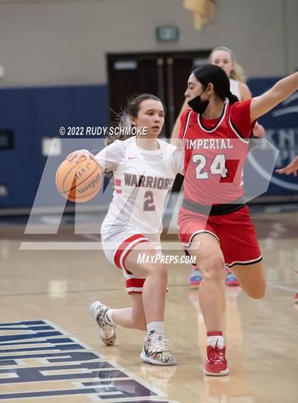 Thumbnail 1 in Fallbrook vs. Imperial (CIF SDS D2 Championship) photogallery.