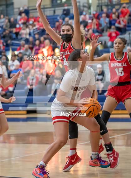 Thumbnail 1 in Fallbrook vs. Imperial (CIF SDS D2 Championship) photogallery.