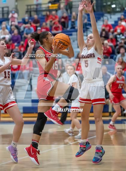 Thumbnail 3 in Fallbrook vs. Imperial (CIF SDS D2 Championship) photogallery.