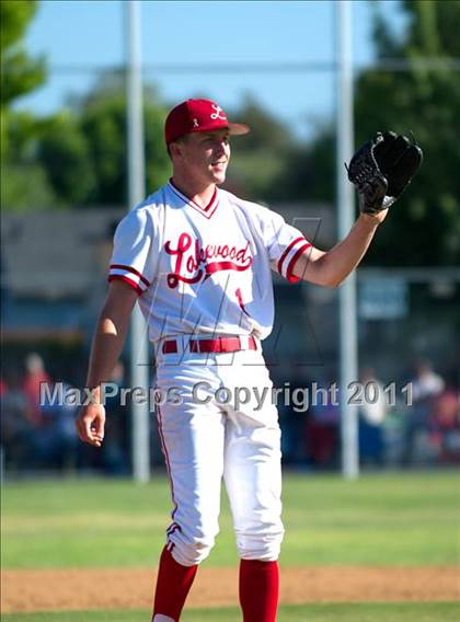 Thumbnail 1 in Edison vs. Lakewood (CIF SS Playoffs) photogallery.