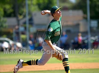 Thumbnail 2 in Edison vs. Lakewood (CIF SS Playoffs) photogallery.