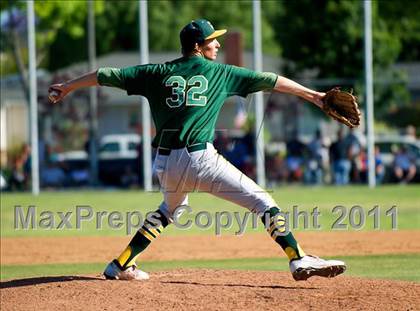 Thumbnail 1 in Edison vs. Lakewood (CIF SS Playoffs) photogallery.