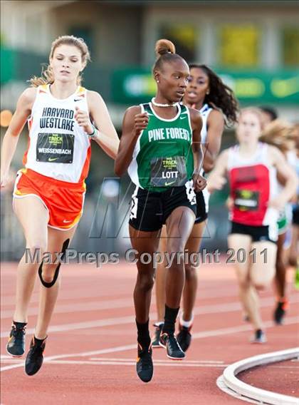 Thumbnail 2 in 2011 Nike Track Nationals photogallery.