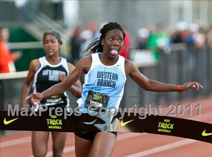 Thumbnail 3 in 2011 Nike Track Nationals photogallery.
