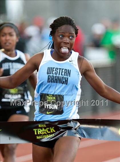 Thumbnail 2 in 2011 Nike Track Nationals photogallery.