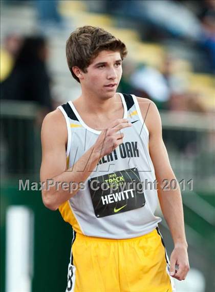 Thumbnail 3 in 2011 Nike Track Nationals photogallery.