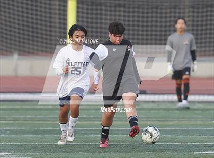 Thumbnail 2 in James Logan vs Milpitas photogallery.
