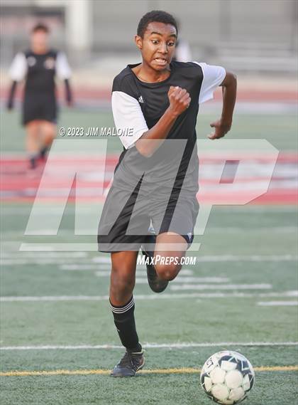 Thumbnail 2 in James Logan vs Milpitas photogallery.