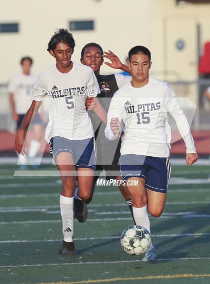 Thumbnail 2 in James Logan vs Milpitas photogallery.
