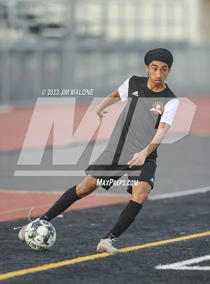 Thumbnail 2 in James Logan vs Milpitas photogallery.