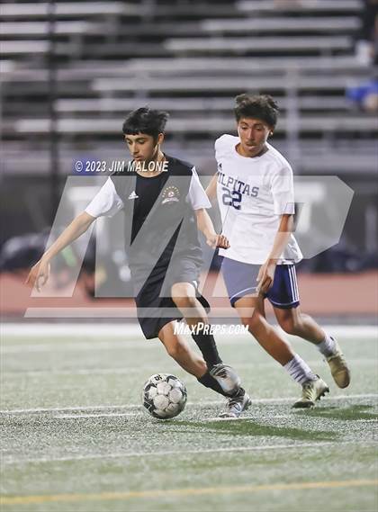 Thumbnail 1 in James Logan vs Milpitas photogallery.