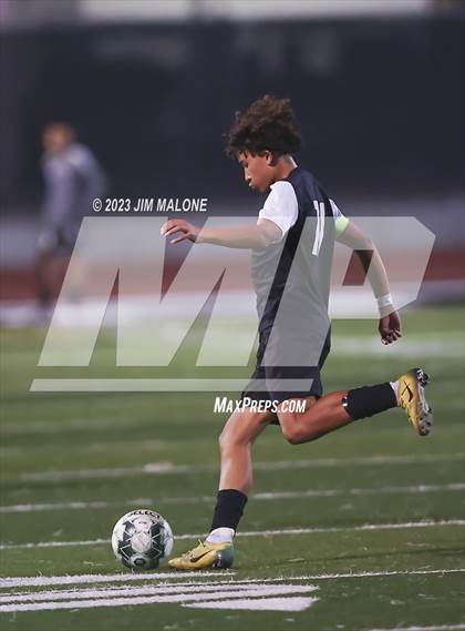 Thumbnail 2 in James Logan vs Milpitas photogallery.