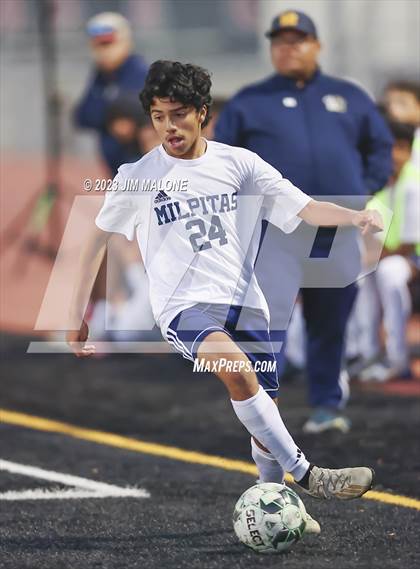 Thumbnail 1 in James Logan vs Milpitas photogallery.