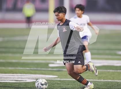 Thumbnail 2 in James Logan vs Milpitas photogallery.