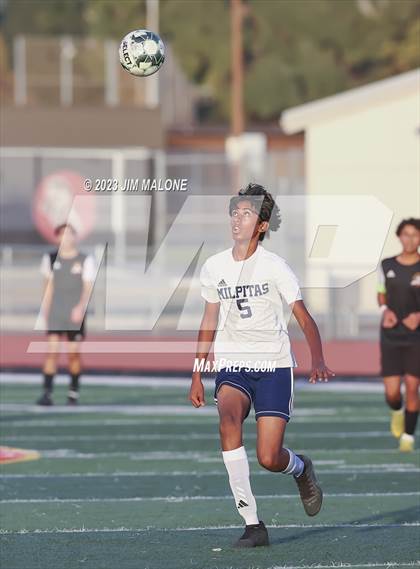Thumbnail 2 in James Logan vs Milpitas photogallery.