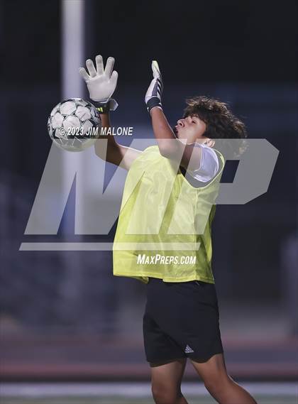 Thumbnail 2 in James Logan vs Milpitas photogallery.