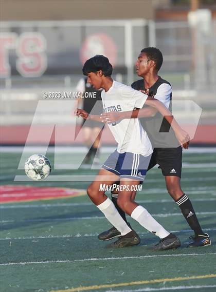 Thumbnail 1 in James Logan vs Milpitas photogallery.
