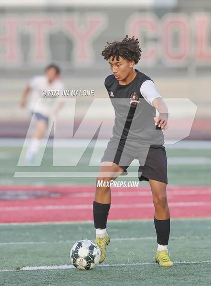 Thumbnail 1 in James Logan vs Milpitas photogallery.