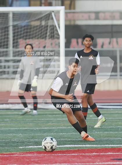 Thumbnail 2 in James Logan vs Milpitas photogallery.