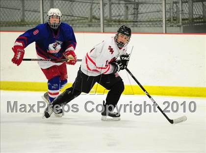 Thumbnail 3 in Glastonbury @ Branford photogallery.