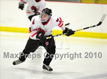 Thumbnail 3 in Glastonbury @ Branford photogallery.