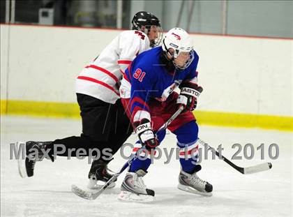 Thumbnail 2 in Glastonbury @ Branford photogallery.