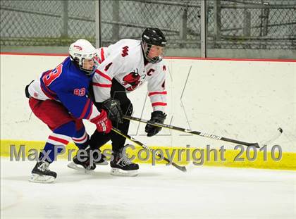 Thumbnail 1 in Glastonbury @ Branford photogallery.
