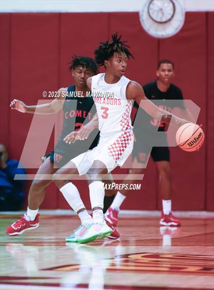 Thumbnail 2 in Taft vs Westchester (CIF LACS Open Division Semifinal) photogallery.