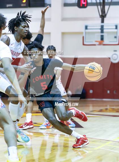 Thumbnail 3 in Taft vs Westchester (CIF LACS Open Division Semifinal) photogallery.