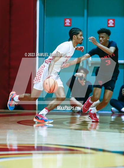 Thumbnail 2 in Taft vs Westchester (CIF LACS Open Division Semifinal) photogallery.