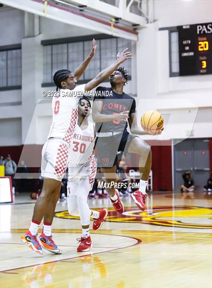 Thumbnail 2 in Taft vs Westchester (CIF LACS Open Division Semifinal) photogallery.