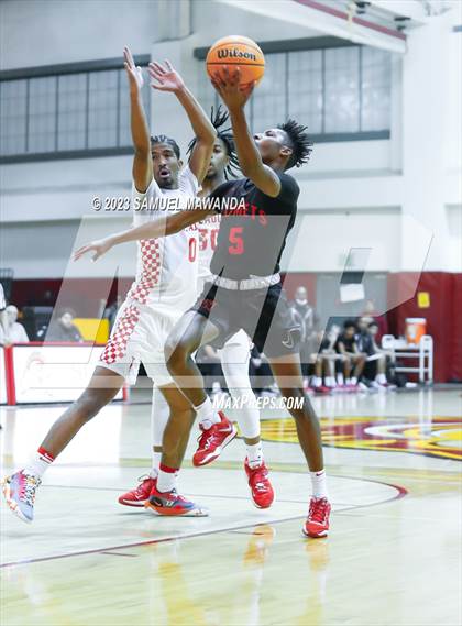 Thumbnail 3 in Taft vs Westchester (CIF LACS Open Division Semifinal) photogallery.