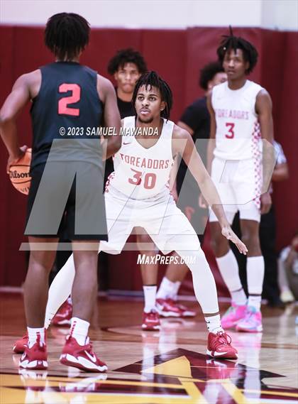 Thumbnail 3 in Taft vs Westchester (CIF LACS Open Division Semifinal) photogallery.