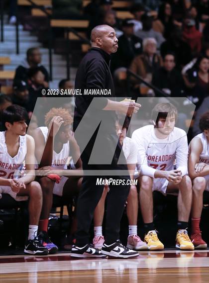 Thumbnail 2 in Taft vs Westchester (CIF LACS Open Division Semifinal) photogallery.