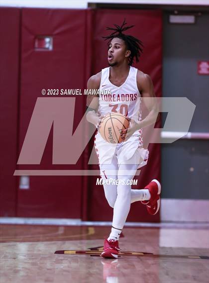 Thumbnail 1 in Taft vs Westchester (CIF LACS Open Division Semifinal) photogallery.