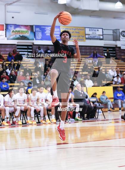 Thumbnail 2 in Taft vs Westchester (CIF LACS Open Division Semifinal) photogallery.