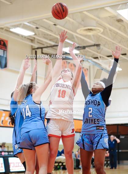 Thumbnail 1 in Bishop Grimes vs Phoenix photogallery.