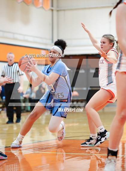 Thumbnail 1 in Bishop Grimes vs Phoenix photogallery.