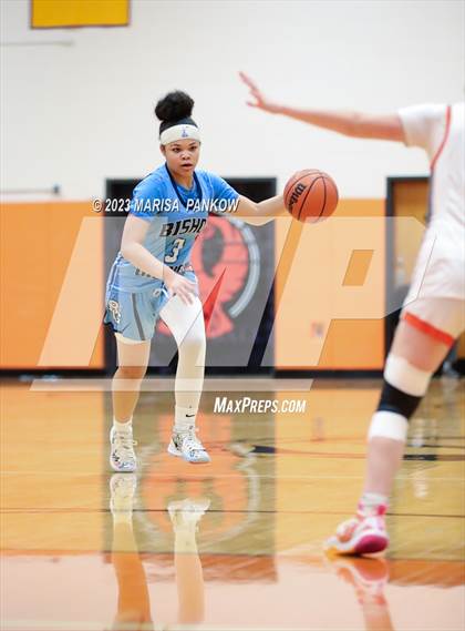 Thumbnail 3 in Bishop Grimes vs Phoenix photogallery.