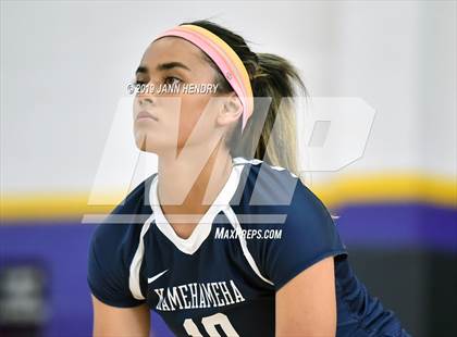 Thumbnail 2 in Xavier College Prep vs. Kamehameha Kapalama (Durango Fall Classic) photogallery.