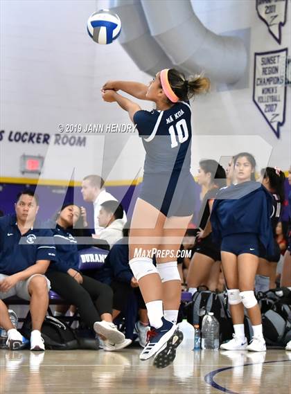 Thumbnail 3 in Xavier College Prep vs. Kamehameha Kapalama (Durango Fall Classic) photogallery.