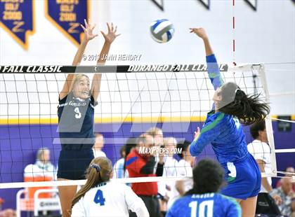 Thumbnail 2 in Xavier College Prep vs. Kamehameha Kapalama (Durango Fall Classic) photogallery.