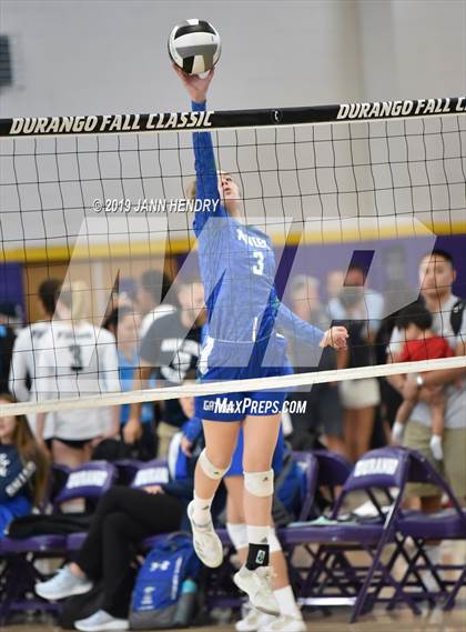 Thumbnail 3 in Xavier College Prep vs. Kamehameha Kapalama (Durango Fall Classic) photogallery.