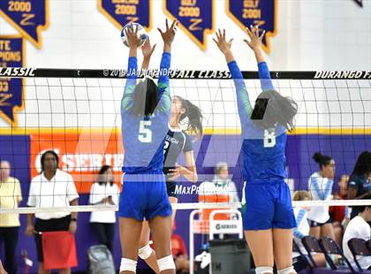 Thumbnail 1 in Xavier College Prep vs. Kamehameha Kapalama (Durango Fall Classic) photogallery.