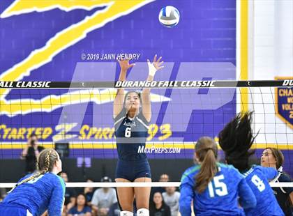 Thumbnail 3 in Xavier College Prep vs. Kamehameha Kapalama (Durango Fall Classic) photogallery.