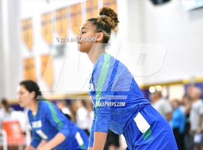 Thumbnail 2 in Xavier College Prep vs. Kamehameha Kapalama (Durango Fall Classic) photogallery.